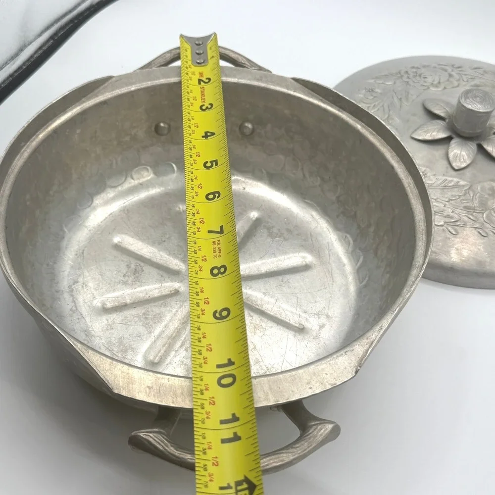 Everlast Forged Aluminum Casserole Serving Dish Lid Floral Silver Vintage Good